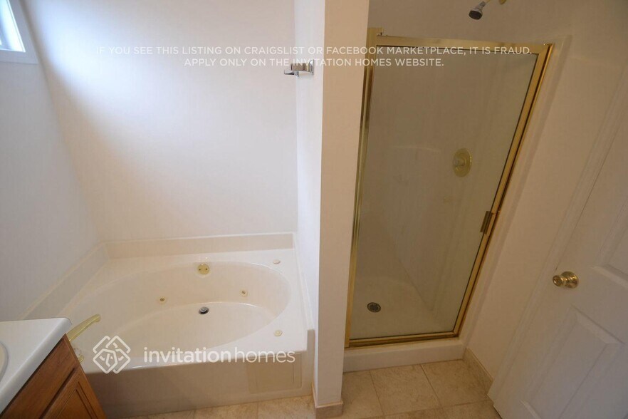 Building Photo - 4247 Brighton Way NW