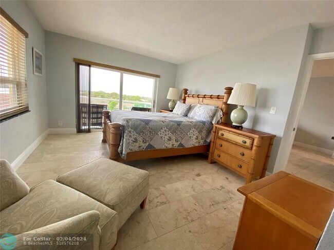 Building Photo - 6000 N Ocean Blvd