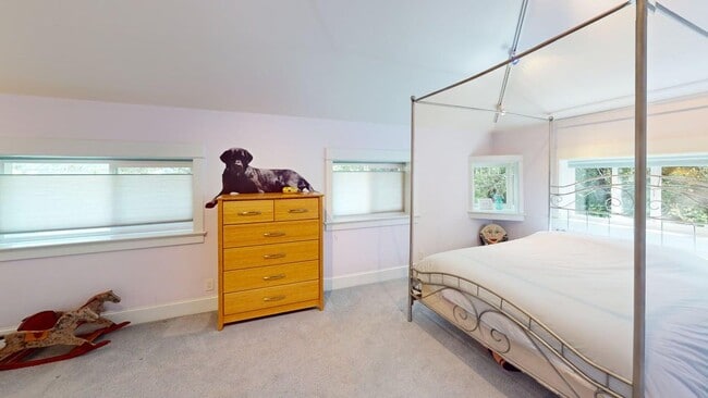 Building Photo - 76 Tamalpais-