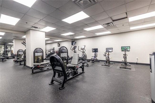 Building Photo - 620 Peachtree St NE