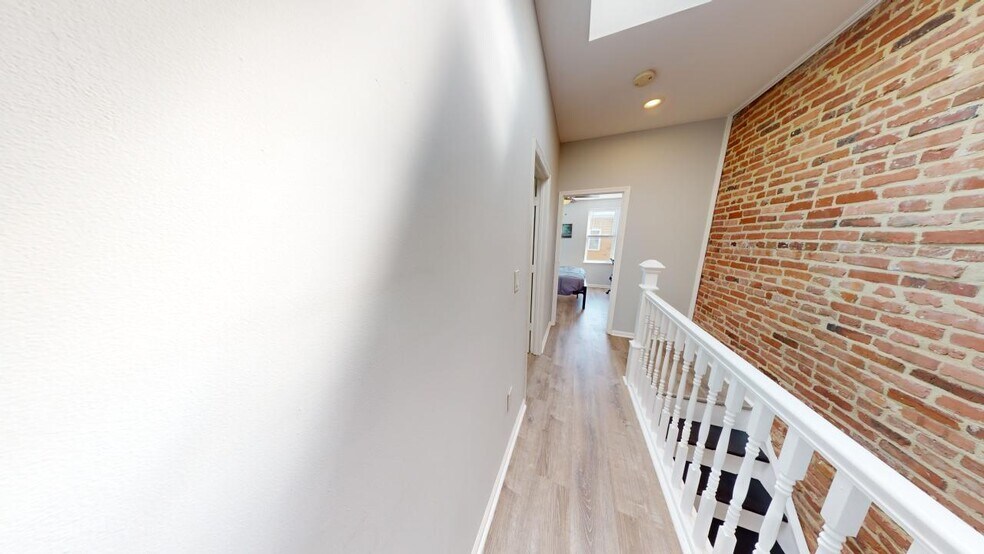 Building Photo - 2407 Jefferson St