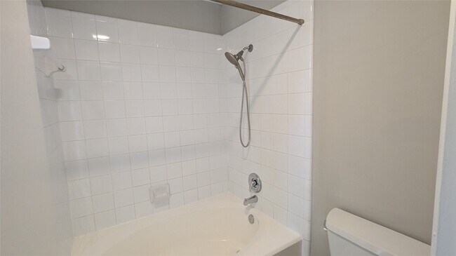 Building Photo - 12639 Ashford Hills Dr