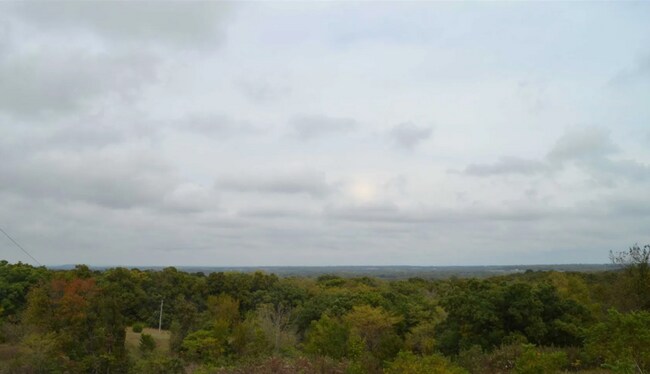 Building Photo - Don't miss out on this beautiful home!