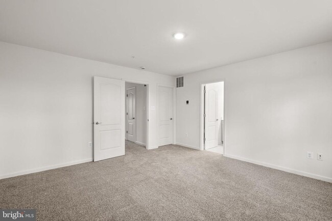 Building Photo - 8256 Longford Rd