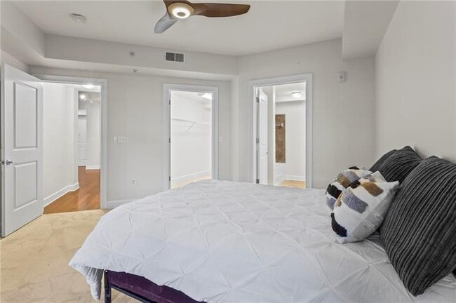 Building Photo - 200 River Vista Drive