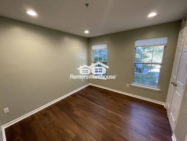 Building Photo - 1004 Jessicas Ct