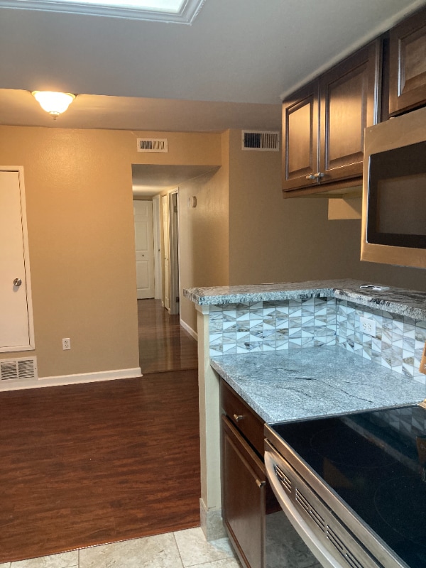 Building Photo - 4400 S Quebec St