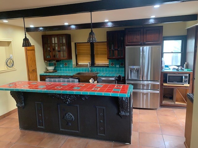 Kitchen - 14829 Carnell St