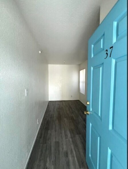 Building Photo - 14324 Lemoli Ave