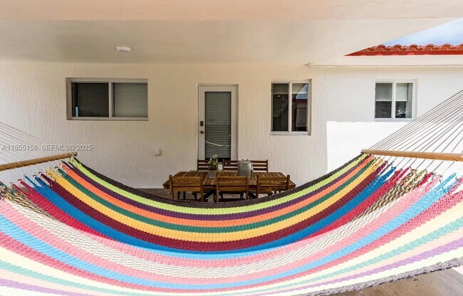 Building Photo - 350 NW 50th St