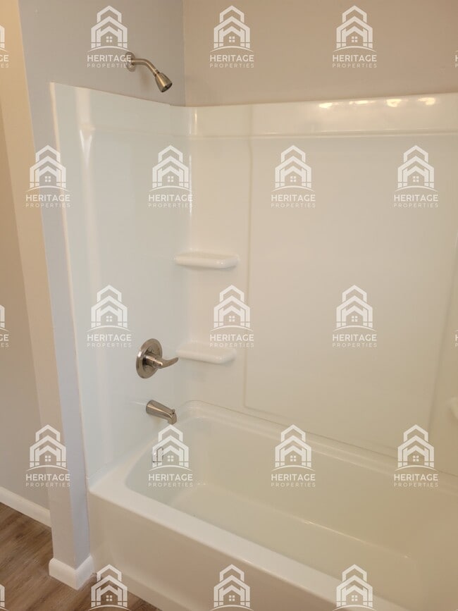 Building Photo - 1620 Andrews Dr