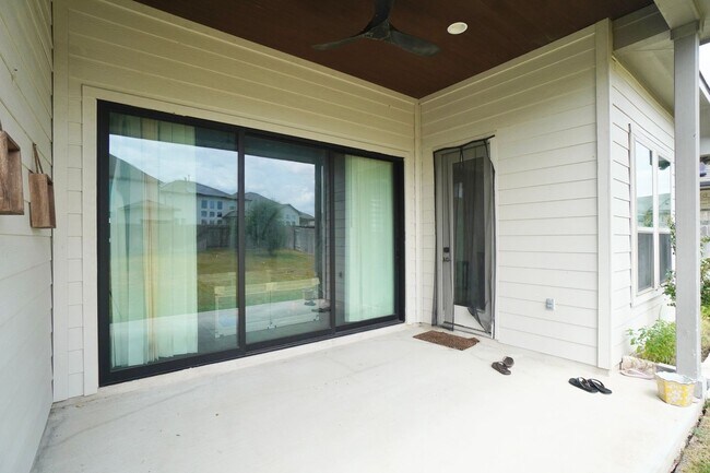 Building Photo - 20509 Christie Marie Ln