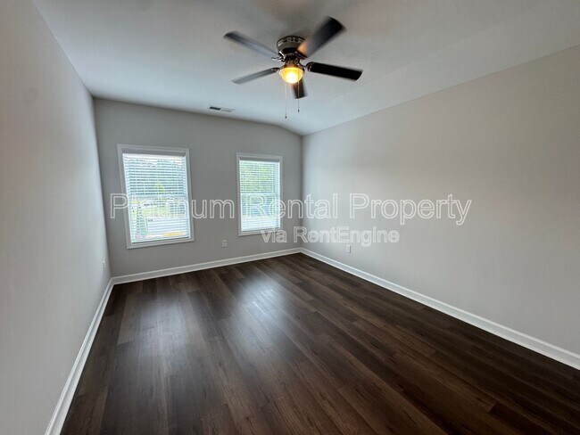 Building Photo - 2087 Abode Wy