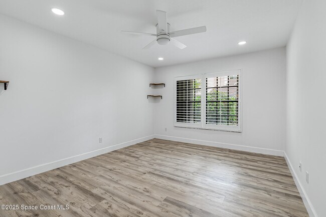 Building Photo - 2665 Park Pl Blvd