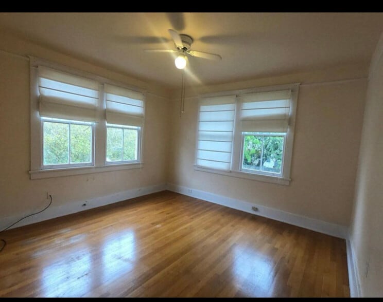 Building Photo - 5526 S Galvez St