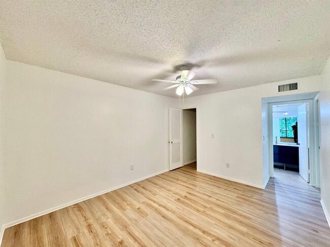 Building Photo - 11703 Raintree Village Blvd