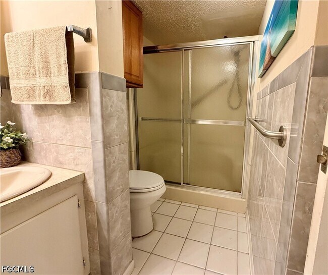 Building Photo - 3706 Broadway