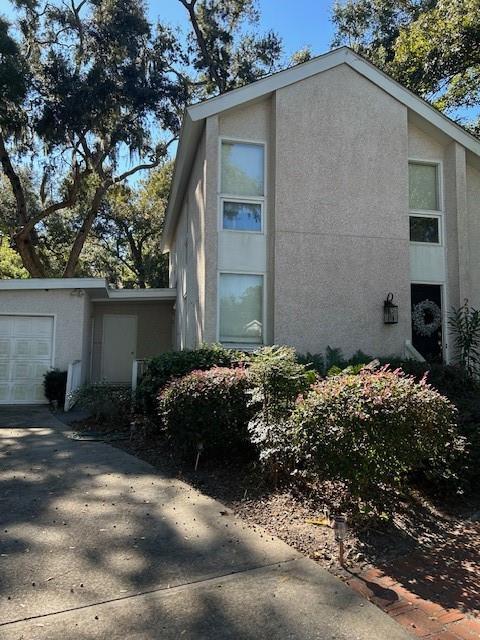 Primary Photo - 231 Menendez Ave