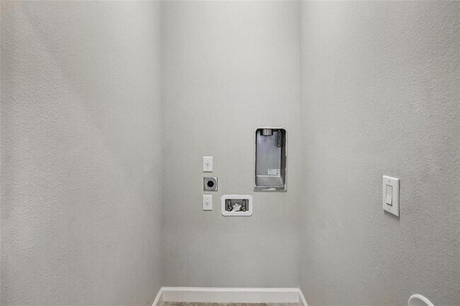 Building Photo - 3147 Calvano Dr
