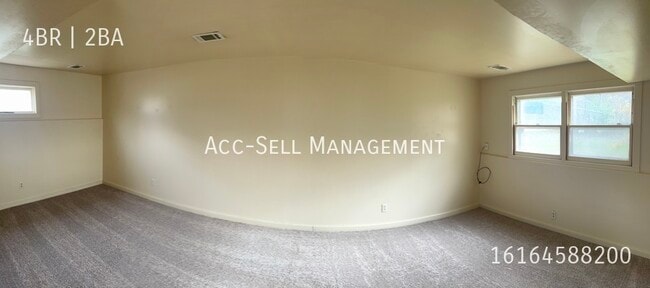 Building Photo - 530 Hall St SE