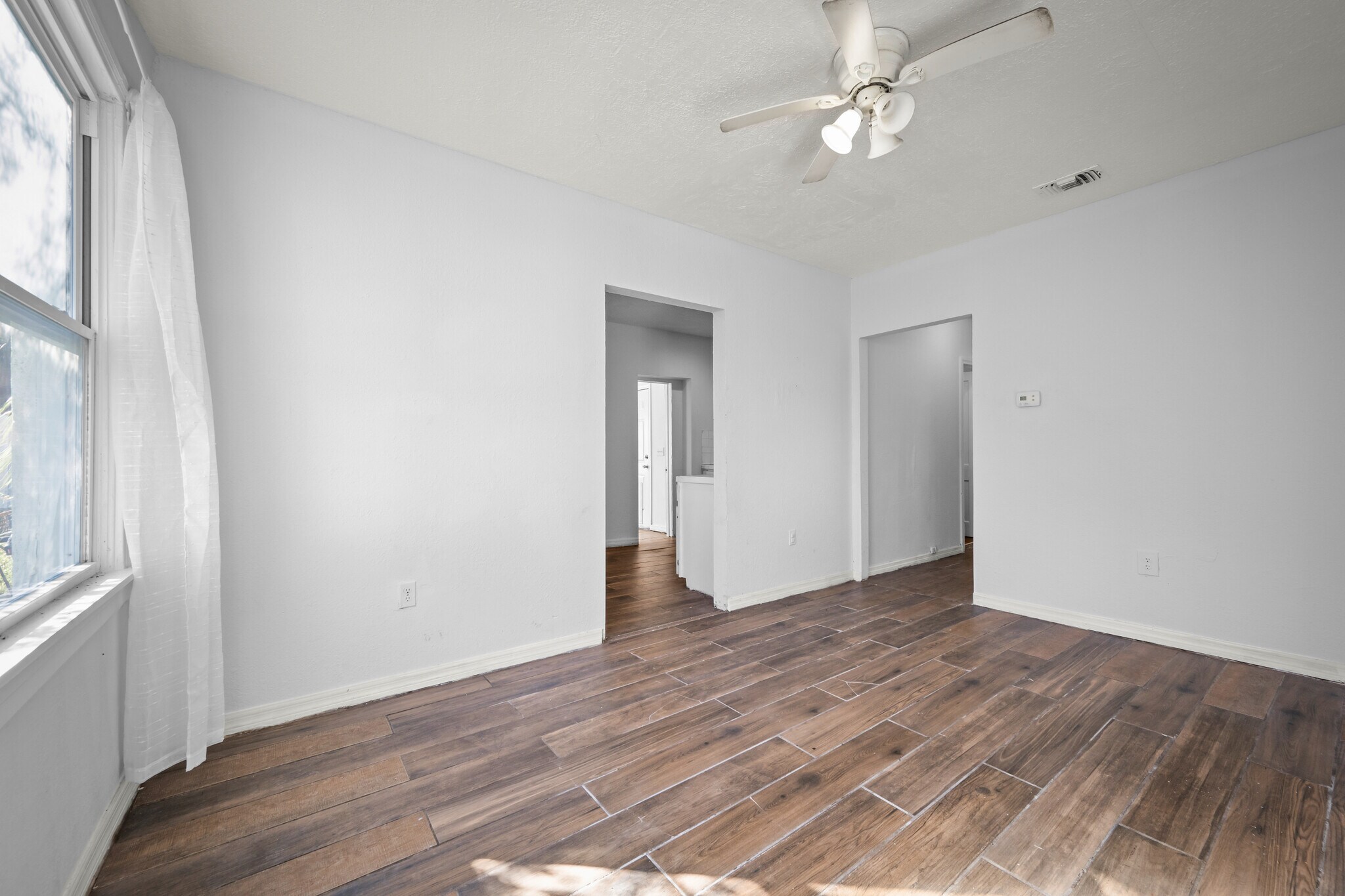 Building Photo - 1602 Wambolt St