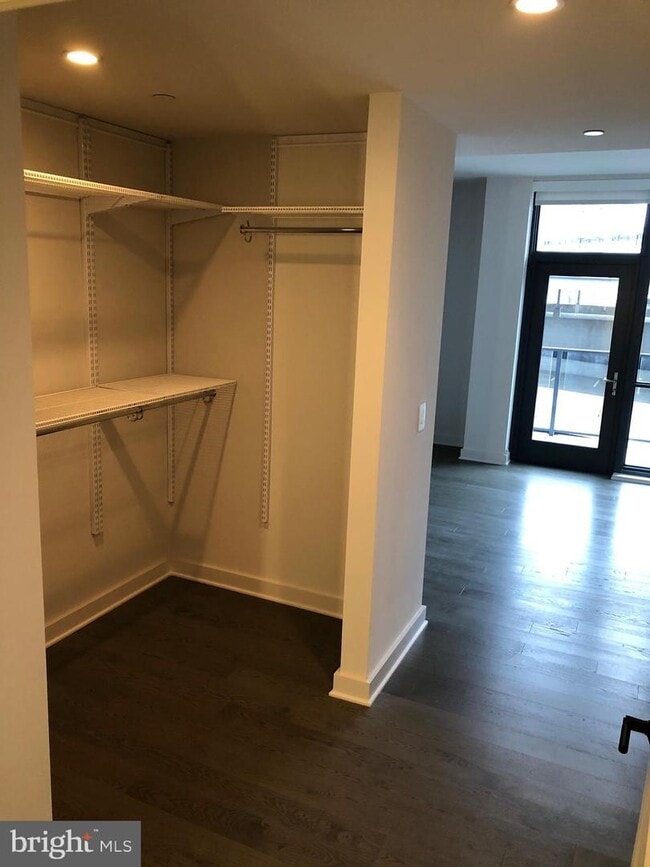 Building Photo - 70 N St SE