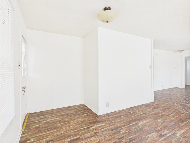 Building Photo - 138 Watson St