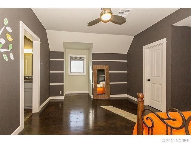 Building Photo - Amazing Home in Broken Arrow