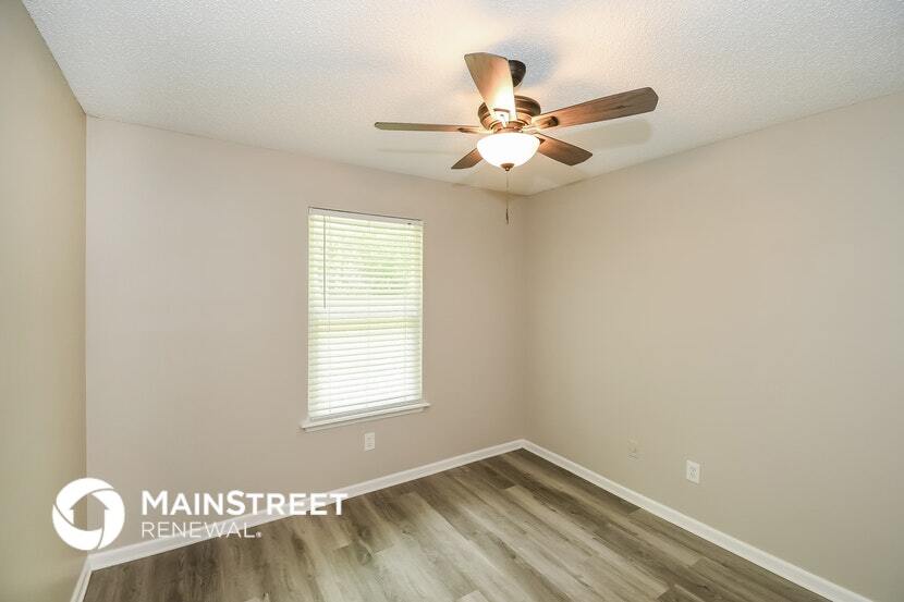 Building Photo - 3652 Wilson Blvd W