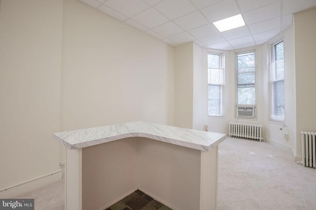 Building Photo - 109 N Lime St