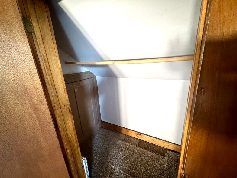 Building Photo - 59 Bartlett Ave