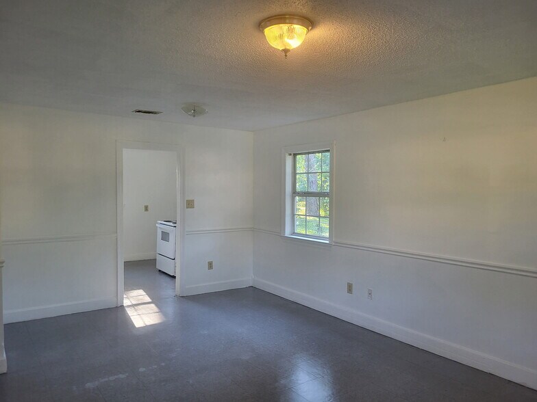 Building Photo - 3819 Morningview Dr