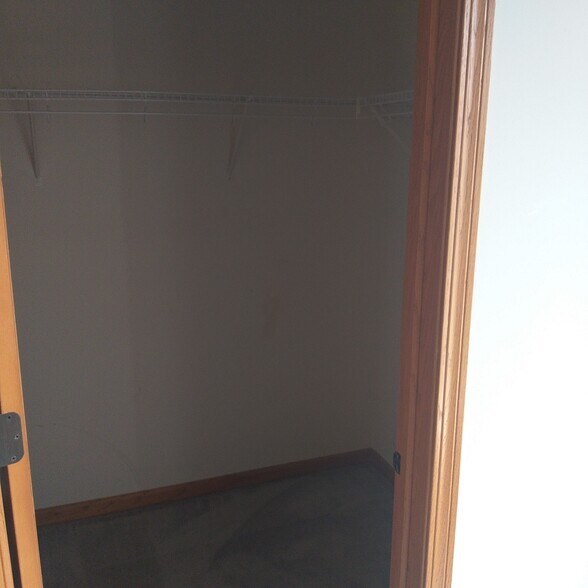 Building Photo - 277 W Biros Ln