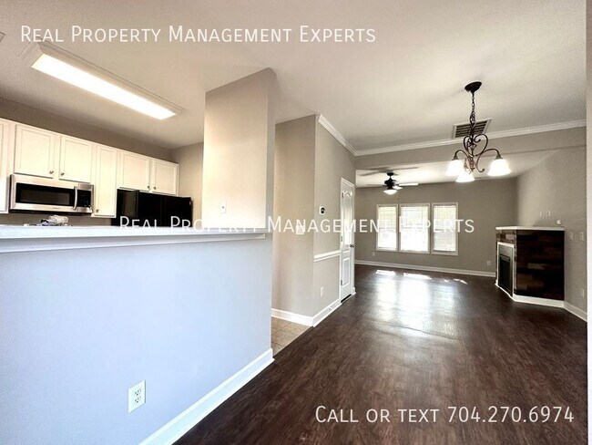 Building Photo - 12347 Walden Lea Dr