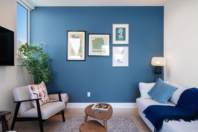 Building Photo - 4510 1st Ave NE