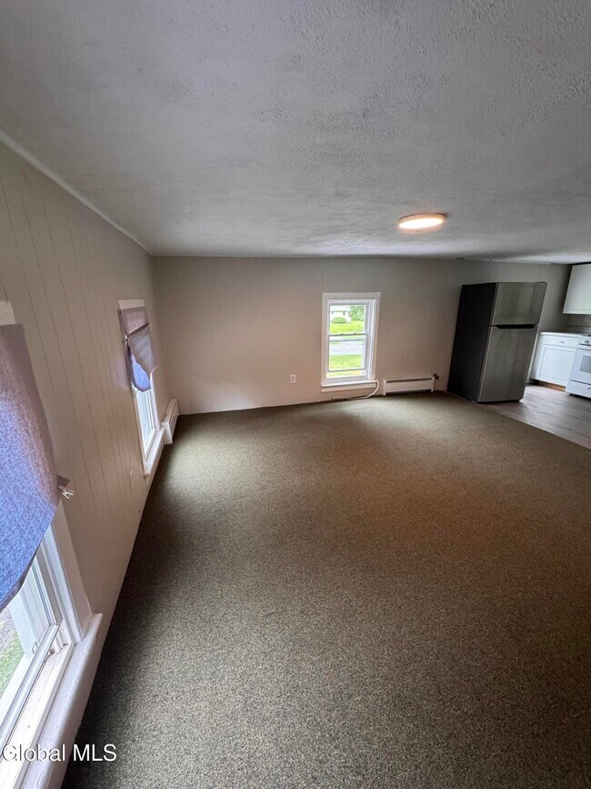 Building Photo - 123 Guideboard Rd