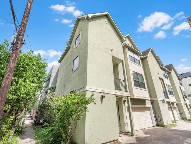 Building Photo - 4217 Koehler St