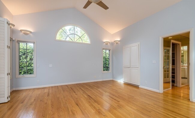 Building Photo - 15870 Orange Blossom Ln