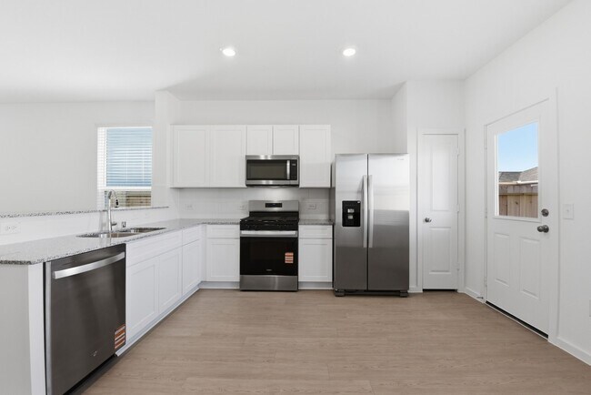 Building Photo - 26391 Cedar Sedge Dr