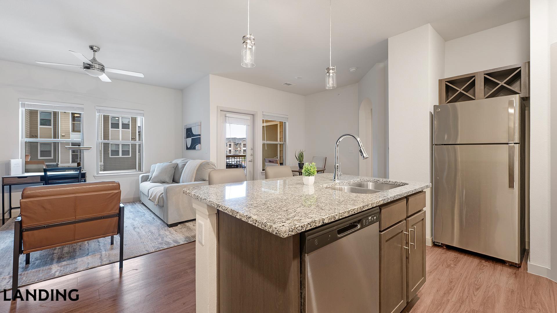 Building Photo - 2825 Main St