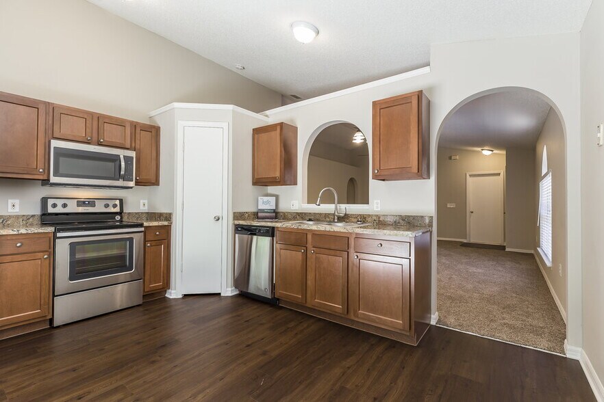 Building Photo - 6748 Ebans Bend