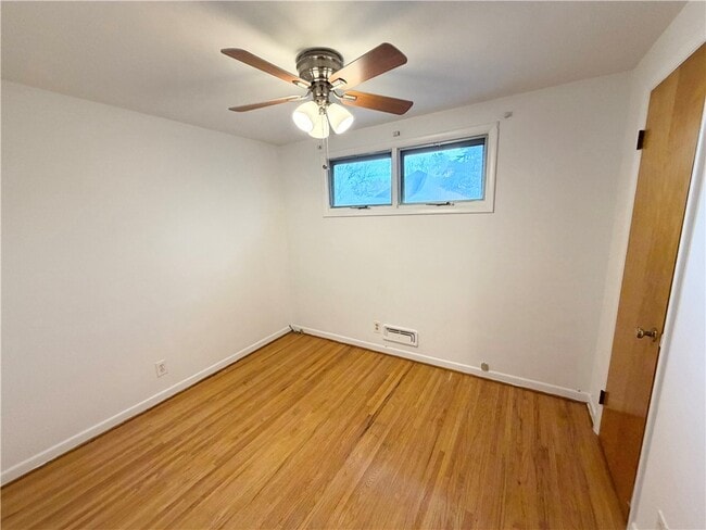 Building Photo - 214 Magnolia Ave