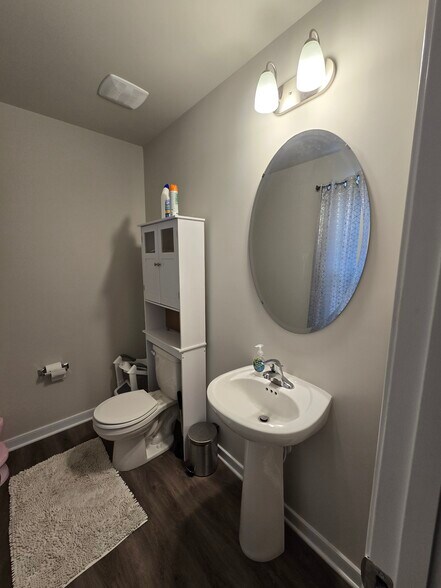 Building Photo - 8483 Scouts Rd