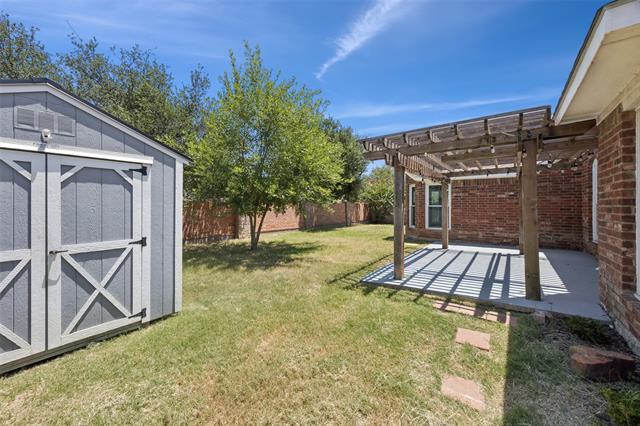 Building Photo - 7806 Albany Dr