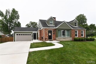 Building Photo - 342 Greenleaf Dr