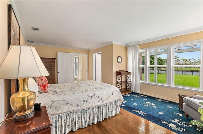 Building Photo - 16 Lavista Dr