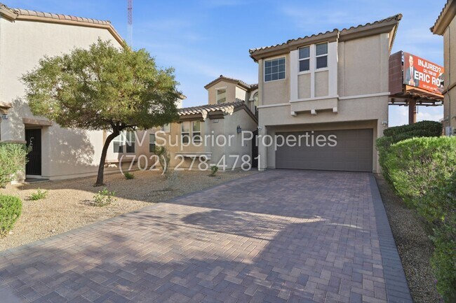 Building Photo - NW!! 4 Bedrooms!!! One Bedroom Down!!  Pool!!! Tankless Hot Water Heater!! Court yard at entrance...