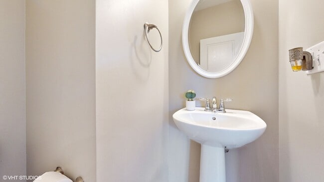 Building Photo - 182 Chapin Way