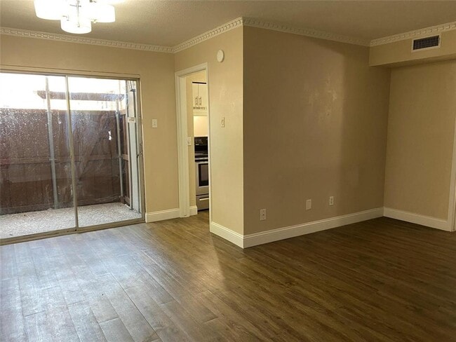 Building Photo - 4217 Avondale Ave