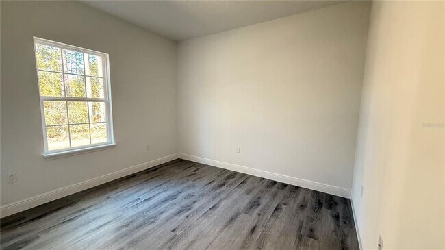 Building Photo - 7432 N Cricket Dr